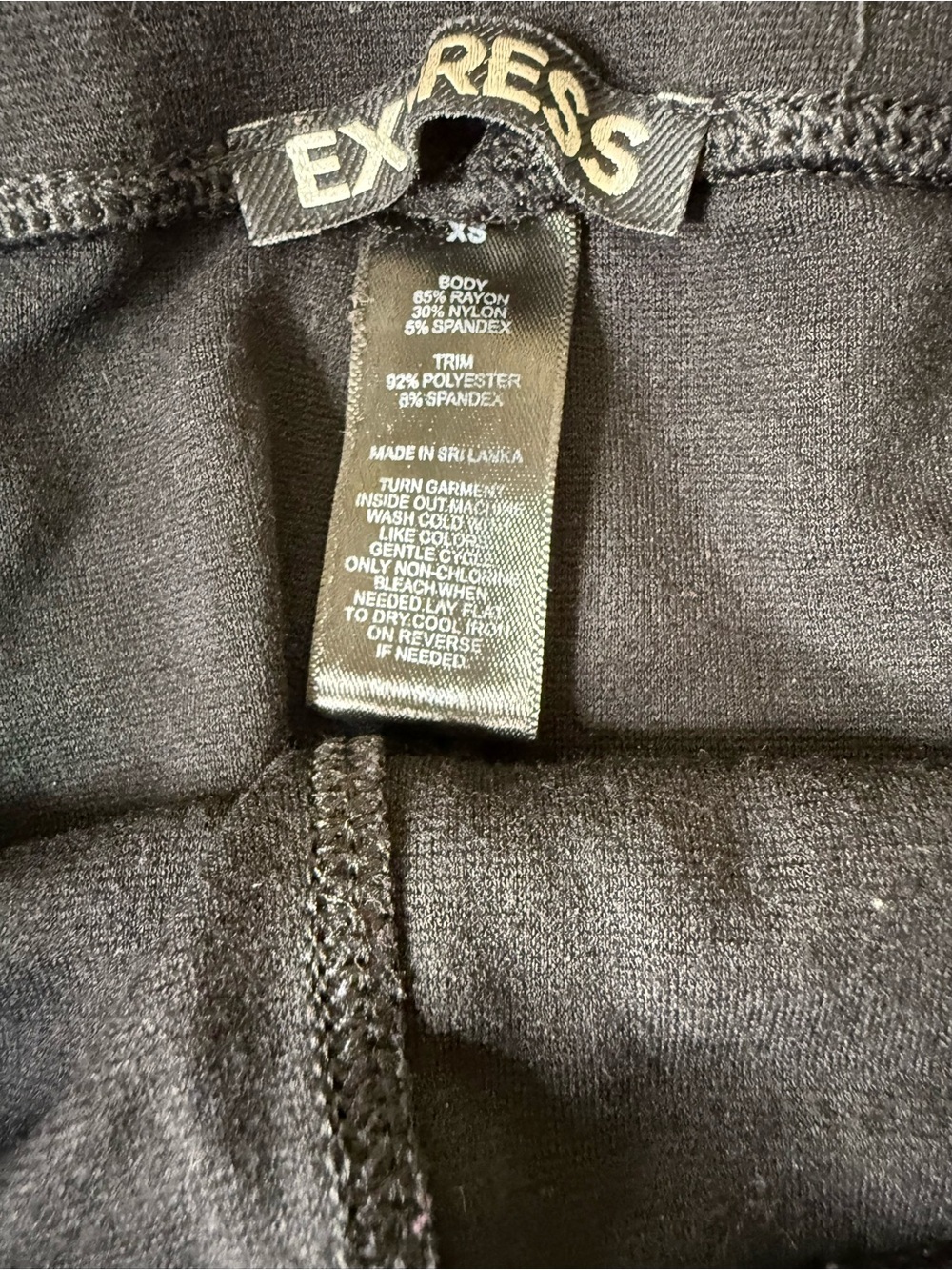 ALO Yoga, Express, Nike, Cosmo Workout Bundle - Picture 3 of 5